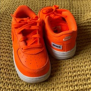 Toddler NIKE sneakers for sale!